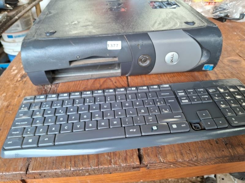 Lote de torre y teclado Dell en venta - imagen 3