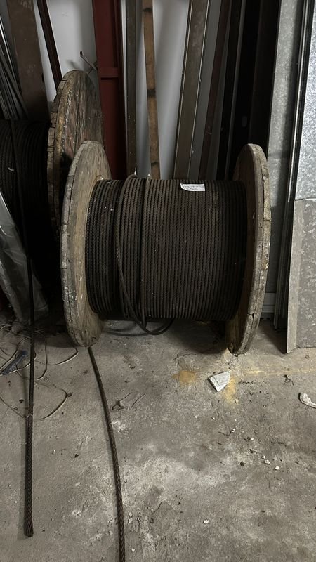 Gran carrete de linga para cableado - imagen 3