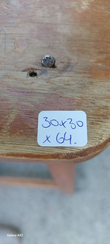 Silla de madera en excelente estado - imagen 4