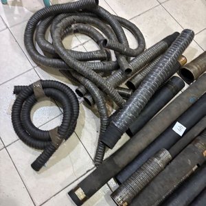 Lote de Caños y Mangueras Flexibles de Goma y Plástico - imagen 3