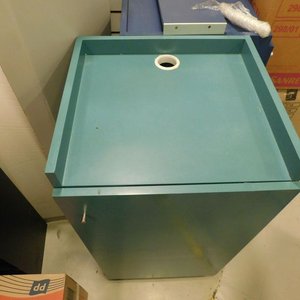 Mueble de comercio con puerta - imagen 8