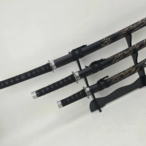 Set de 3 Katanas Decorativas con Dragones Dorados - imagen 3