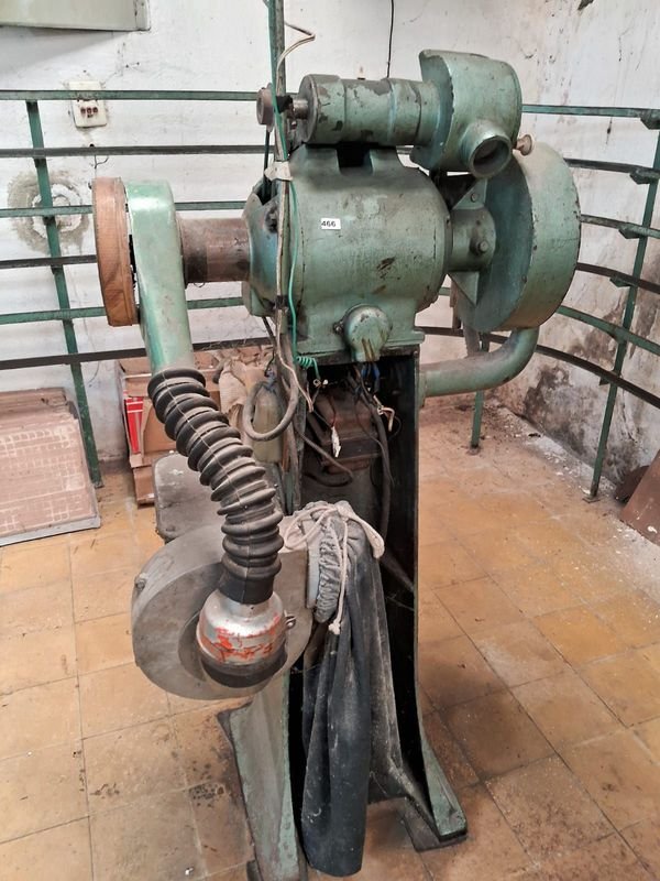 Asentadora Industrial para Perfilado y Lijado de Suelas