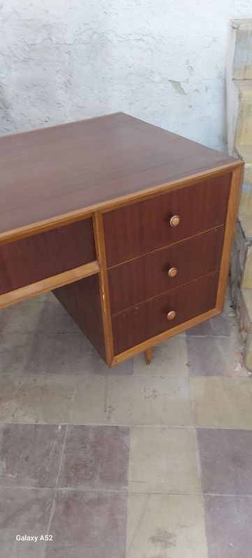 Escritorio americano o comoda americana de madera - imagen 3
