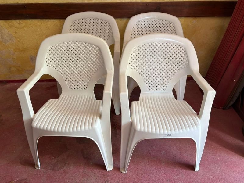 Item 889396 - Image 0