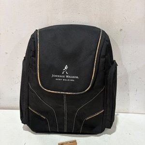 Lote siguiente: Mochila Johnnie Walker Negra con Logo