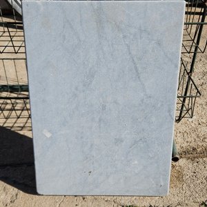 Lote siguiente: Marmol gris