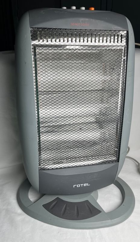Estufa Eléctrica Rotel Gris con Base Circular
