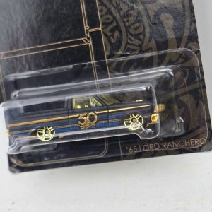 Hot Wheels 50 Aniversario '65 Ford Ranchero Edición Limitada - imagen 2