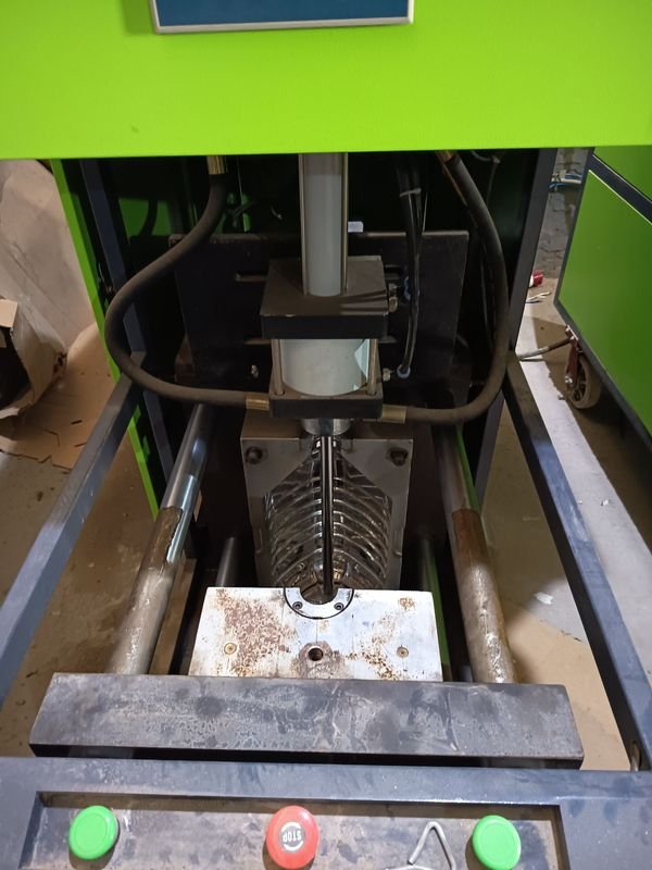 Item 893808 - Image 33