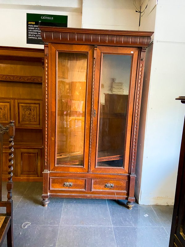 Mueble Vitrina Antigua de Madera con Cajones y Puertas de Cristal - imagen 1