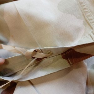 Pantalón de Camuflaje Desértico Talle 39 - imagen 3