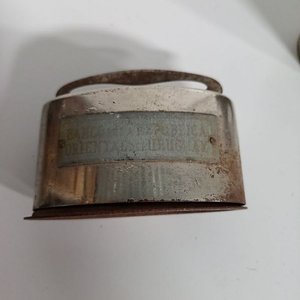 Antigua Alcancía de Banco y Alcuza de Bronce - imagen 5