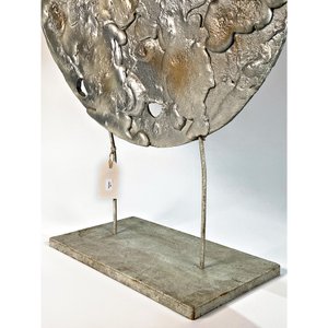 Escultura Circular "Luna" en Metal con Base Rectangular - imagen 5
