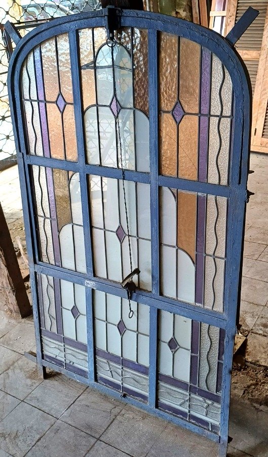 Ventana de vidrio con vitraux en carpintería de hierro - imagen 7