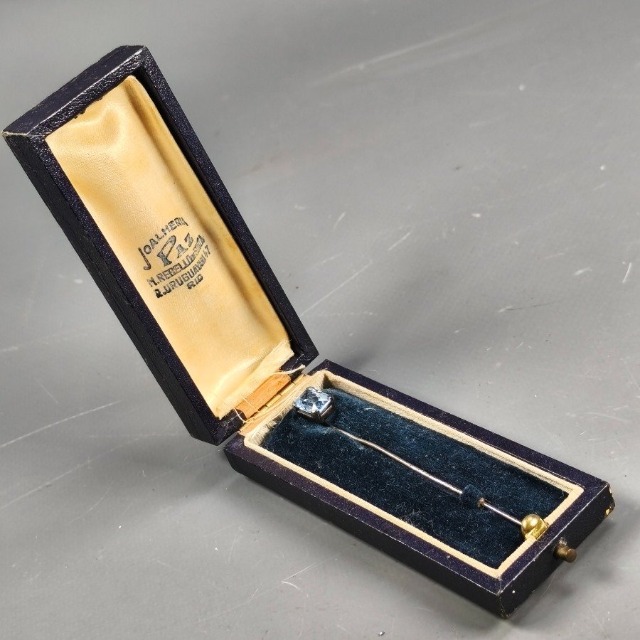 Item 16454 - Image 0