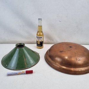 Base de Lámpara en Cobre con Campana Esmaltada Verde para Restaurar - imagen 1