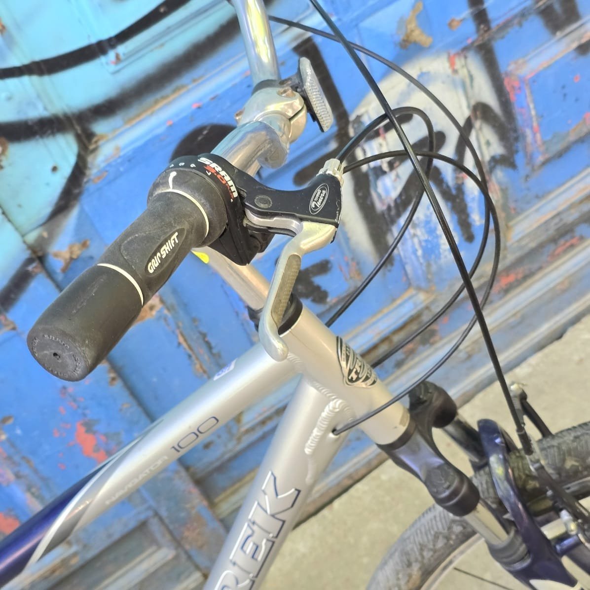 Item lote-03-bicicleta-trek - Image 6