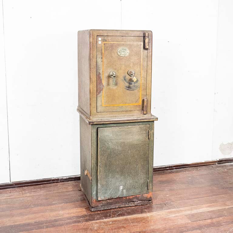 Item 2097637 - Image 0