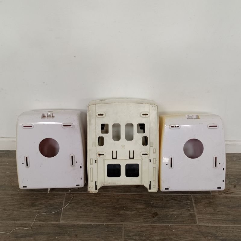 Tres dispensadores de papel higiénico en buen estado - imagen 3