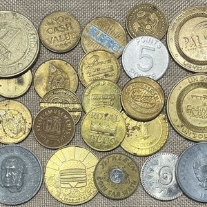 Lote de Fichas de Casino, Big Mac 1978, Máquinas Electrónicas y Más - imagen 2