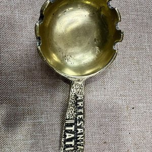 Lote de 2 Ceniceros Decorativos Antiguos: Bronce y Metal Esmaltado - imagen 6