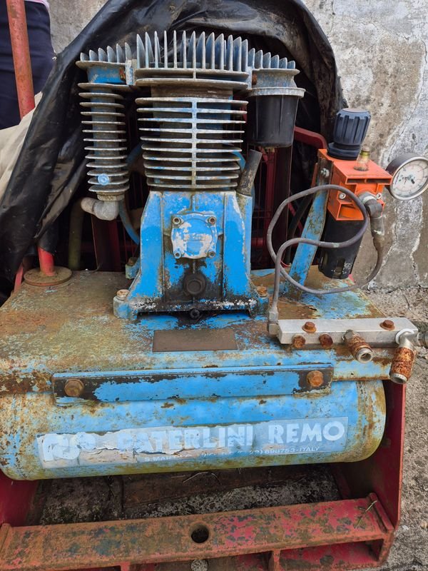 Compresor Italiano Paterlini Remo con Soporte para Enganche de 3 Puntos - imagen 3