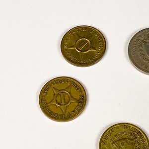 Cinco Monedas de Un Centavo de Cuba (1943, 1915) - imagen 3
