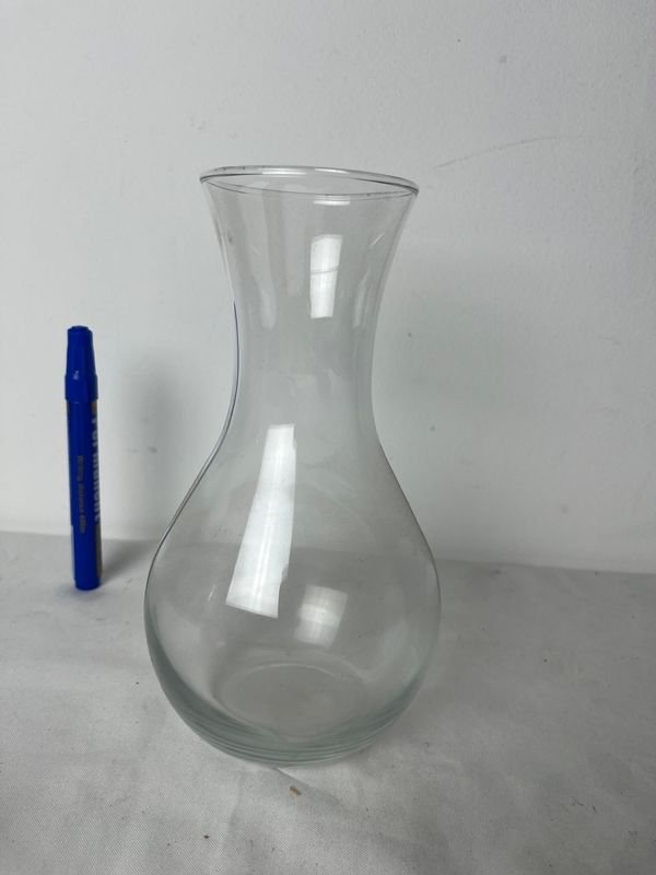Decantador de vidrio claro con candelabro azul - imagen 6