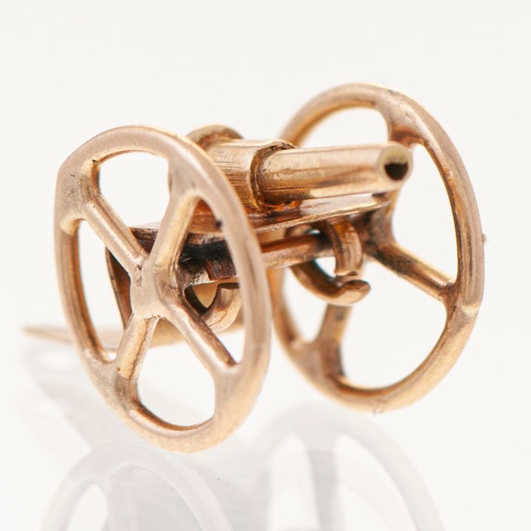 Item 2096853 - Image 0