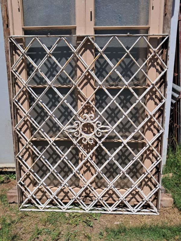 Item 883019 - Image 0