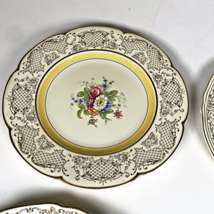 Cuatro Platos de Loza Inglesa Johnson Bros Decoración Floral - imagen 3