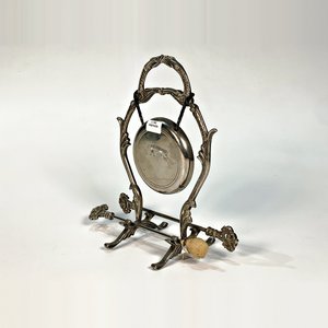 Gong de Metal Plateado con Soporte, Platillo y Martillo - imagen 5