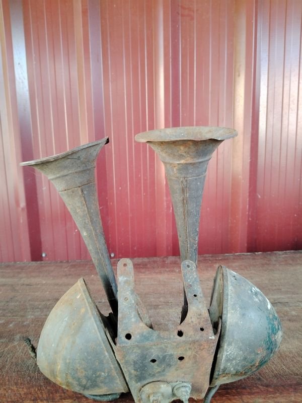 Item 844811 - Image 1