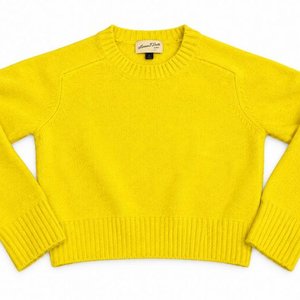 Lote siguiente: Buzo Amarillo Talle M
