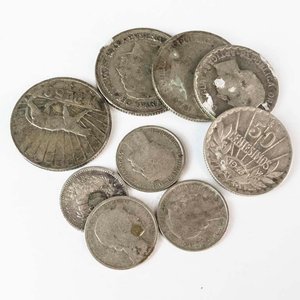 Lote anterior: 9 Monedas de Plata Uruguayanas: Varios Valores y Años, Peso Total 52 grs.