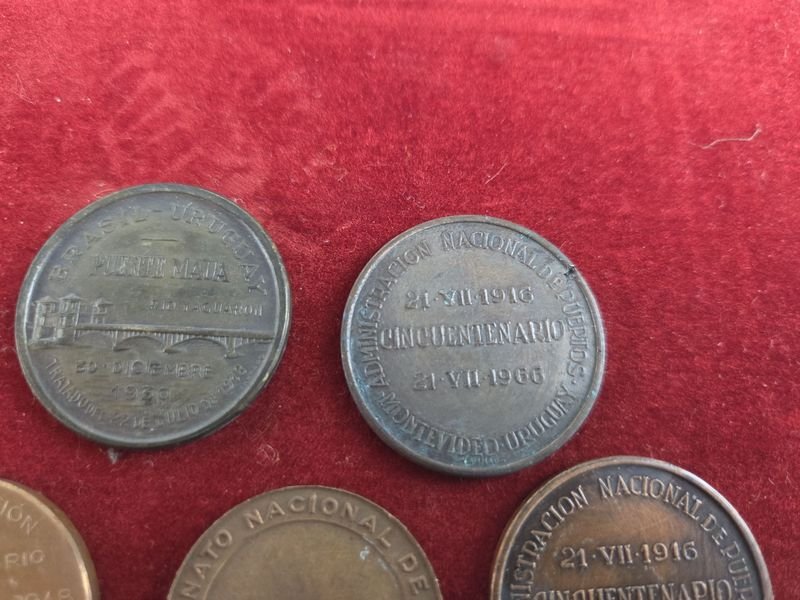 Medallas conmemorativas Uruguayas - Colección de cinco medallas - imagen 8