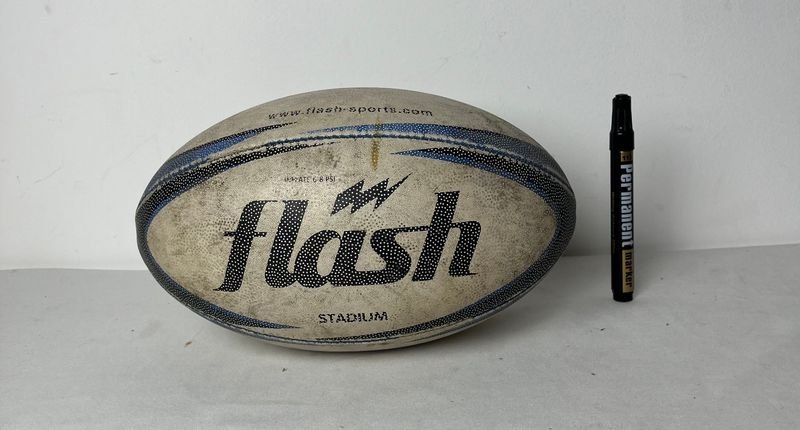 Pelota de Rugby con Logo Flash - imagen 3