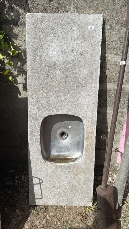 Lote anterior: Concreto y tuberías para construcción