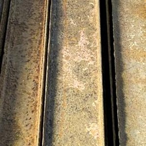 Lote anterior: Vigas de Hierro Perfiles "U" Oxidadas
