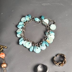 Lote de Bijouterie Variada: Collares, Pulseras y Aros - imagen 6