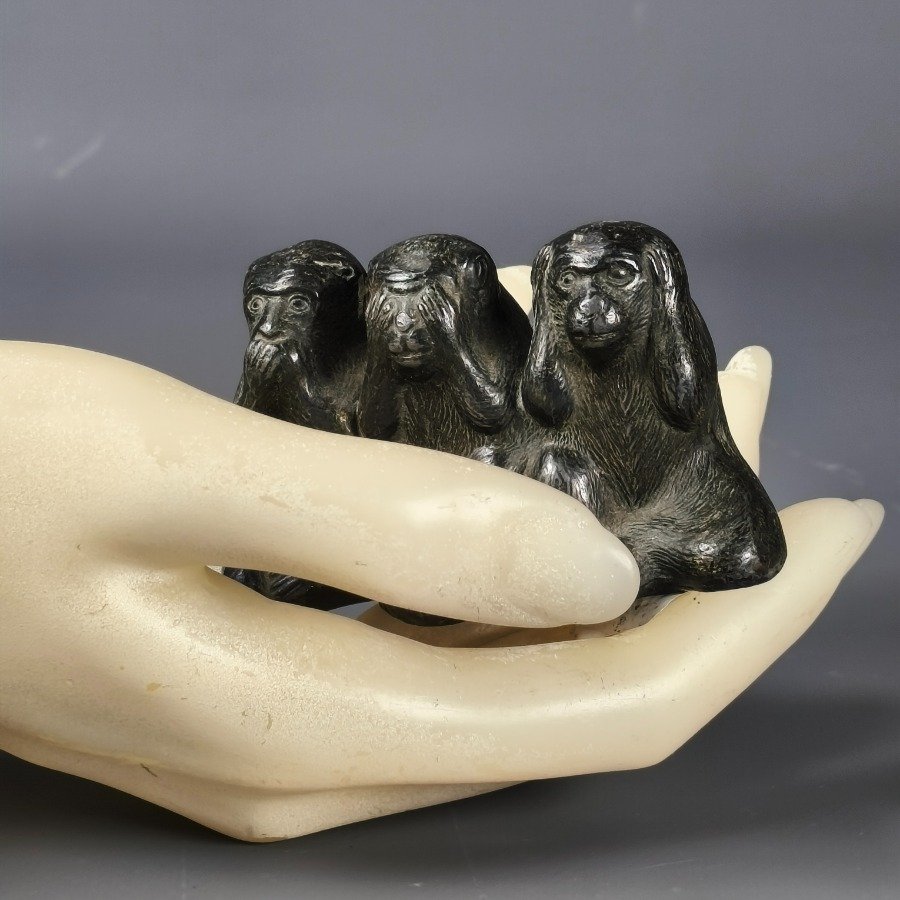 Figura de los Tres Monos Sabios en Bronce - imagen 8