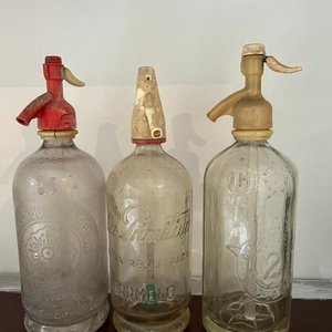Lote de 3 Sifones Antiguos de Vidrio con Detalle - imagen 2