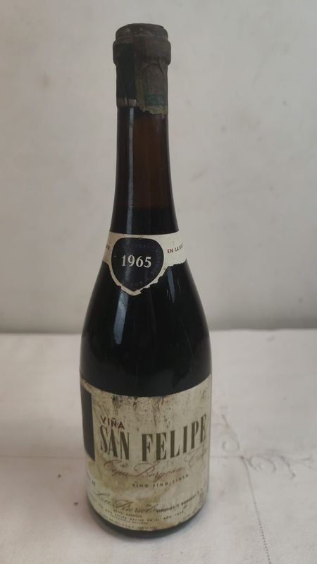 Botella de champagne vintage 1965 - Villa San Felipe