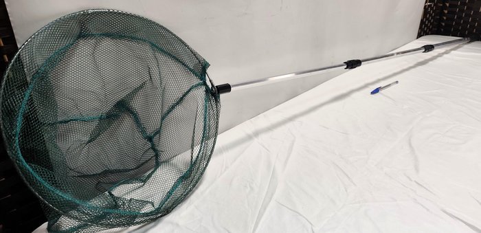Calderín de Pesca Telescópico con Aro Plegable en Aluminio, Nuevo