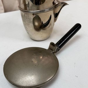 Set de Cafetera Italiana Antigua y Sartén con Agarraderas de Madera - imagen 4