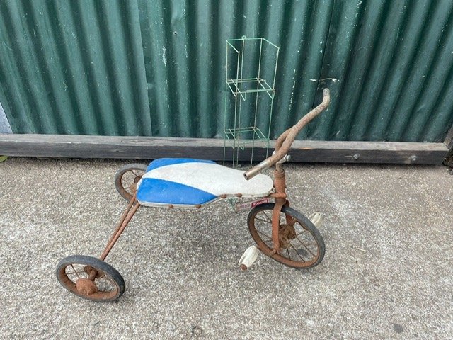 Item 27989 - Image 0