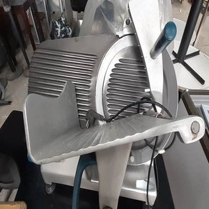 Lote siguiente: Cortadora de Fiambres Profesional de Acero Inoxidable