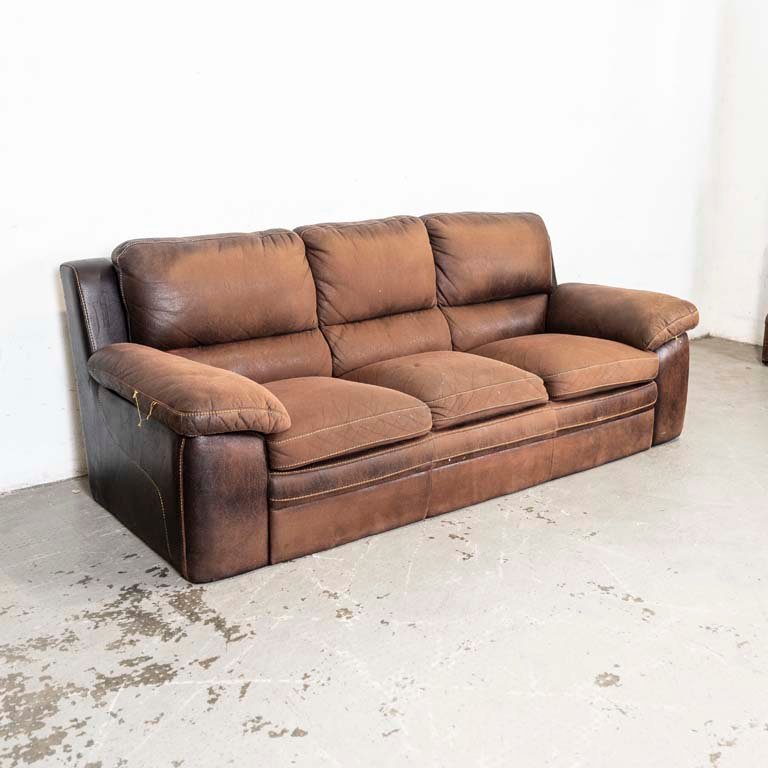 Item 2112907 - Image 0