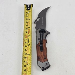Navaja Plegable de Bolsillo con Mango de Madera y Detalle de Pulpo - imagen 3